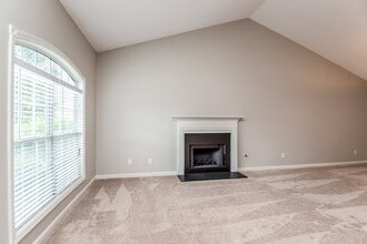 318 The Gables Dr in Mcdonough, GA - Building Photo - Building Photo