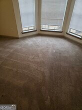 7016 Hollow Oak Ct in Rex, GA - Building Photo - Building Photo