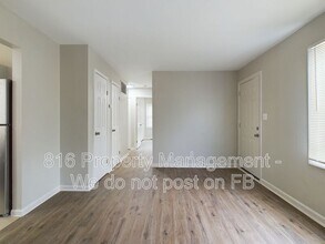 11315 Booth Ave in Kansas City, MO - Building Photo - Building Photo