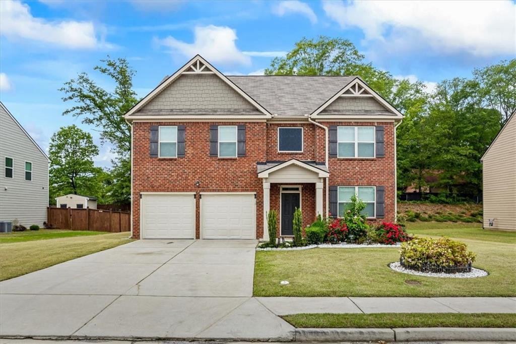 3573 Stonebranch Ln in Loganville, GA - Building Photo