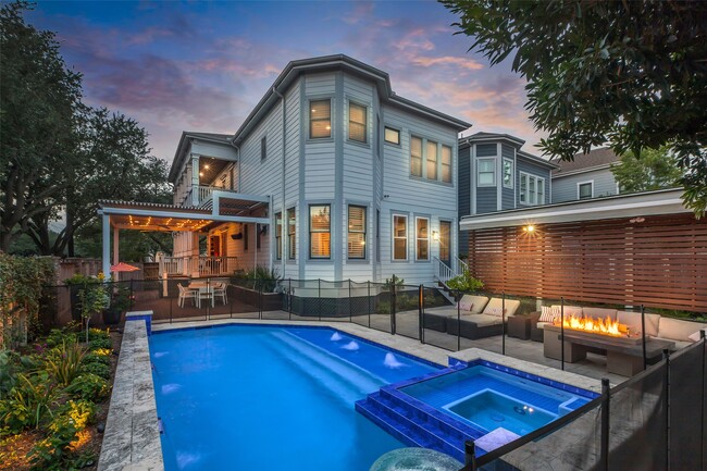 340 W 17th St in Houston, TX - Building Photo - Building Photo