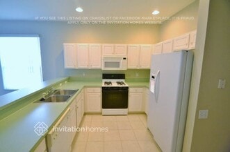 4175 Windchime Ln in Lakeland, FL - Building Photo - Building Photo