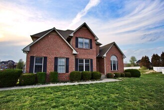 1146 Iron Wood Ct in Clarksville, TN - Building Photo - Building Photo