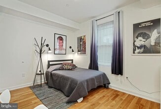 1918 E Cumberland St in Philadelphia, PA - Building Photo - Building Photo