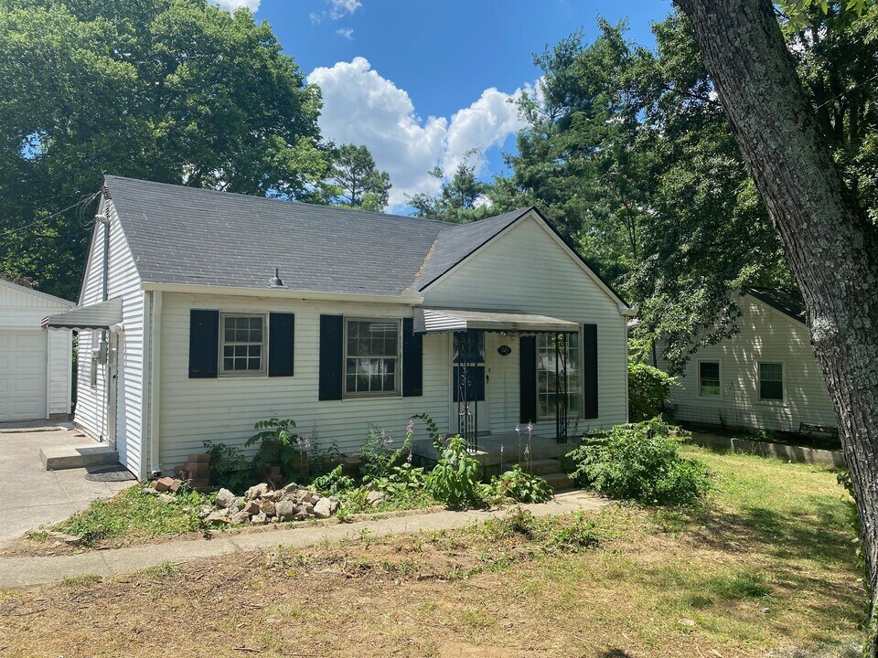 927 Goodbar Dr in Nashville, TN - Building Photo