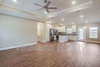 833 Vee St in Biloxi, MS - Building Photo - Building Photo