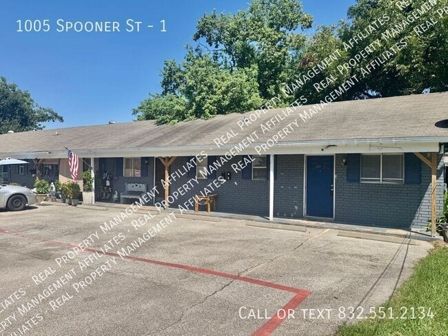 property at 1005 Spooner St