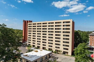 St. Peter Manor in Memphis, TN - Building Photo