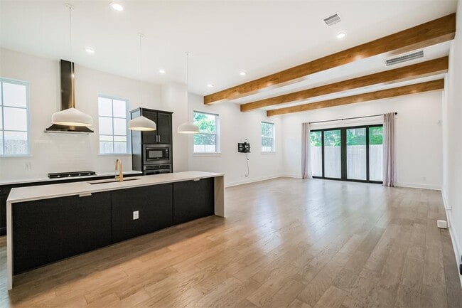 4615 Feagan St in Houston, TX - Building Photo - Building Photo