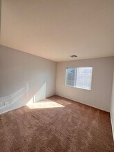 4224 W Colton Ave in North Las Vegas, NV - Building Photo - Building Photo