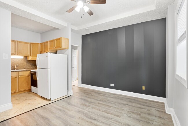 4520 N Clarendon Ave in Chicago, IL - Building Photo - Building Photo