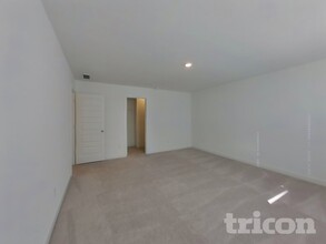 11835 Moorfield Ln in Indianapolis, IN - Building Photo - Building Photo