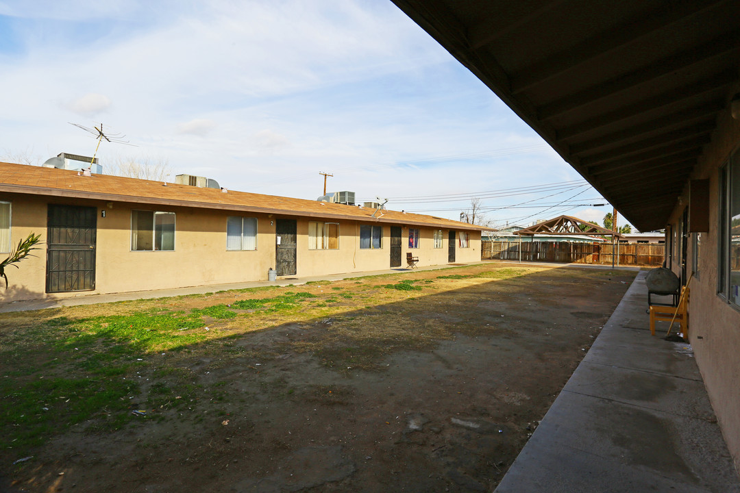 North View Terrace in North Las Vegas, NV - Building Photo