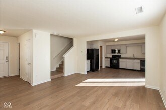 1051 Taurus Ct in Franklin, IN - Building Photo - Building Photo