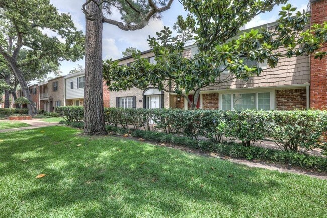 property at 12605 Huntingwick Dr