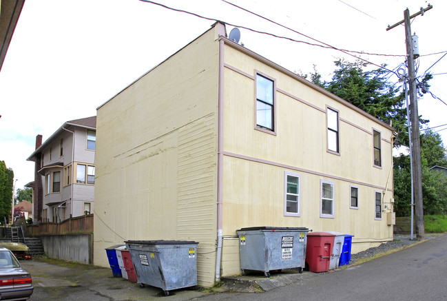 Nassau in Everett, WA - Building Photo - Building Photo