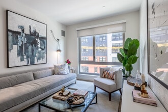 25 Maple in New Rochelle, NY - Building Photo - Interior Photo