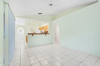 2441 Wolf Creek Dr in Melbourne, FL - Building Photo - Building Photo