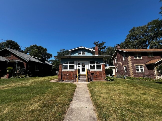 Building Photo