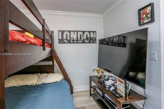 30 SW 108th Ave in Miami, FL - Building Photo - Building Photo
