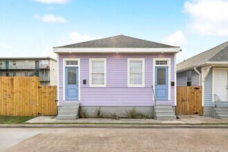 2320 St Andrew St in New Orleans, LA - Building Photo - Building Photo