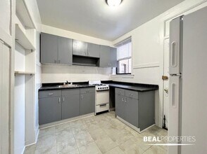 630.5 W Cornelia Ave in Chicago, IL - Building Photo - Building Photo