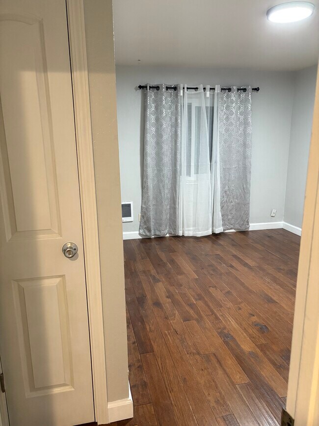 617 Timberpine Ave, Unit 1 in Sunnyvale, CA - Building Photo - Building Photo