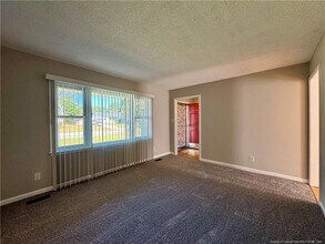 5706 McDougal Dr in Fayetteville, NC - Building Photo - Building Photo