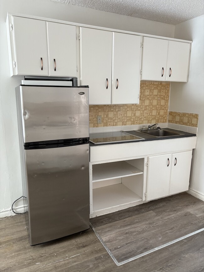 5808-5849 49 St in Barrhead, AB - Building Photo - Building Photo