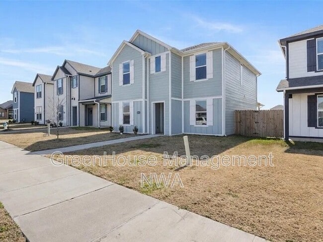 4813 W Triangle St in Fayetteville, AR - Building Photo - Building Photo