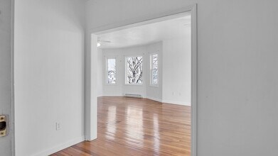 1442 Main St in Worcester, MA - Building Photo - Building Photo