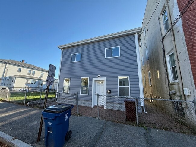 property at 33 Elmwood St