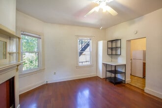 523 Jeanette St, Unit 1 in Pittsburgh, PA - Building Photo - Building Photo