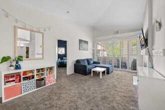 11335 Affinity Ct in San Diego, CA - Building Photo - Building Photo