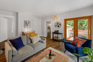 5651 Ridge Ave, Unit ID1384096P in Cincinnati, OH - Building Photo