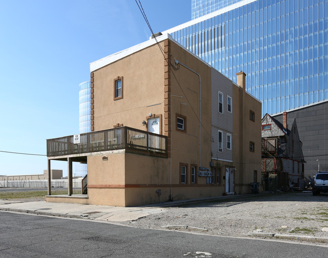 222 S Rhode Island Ave in Atlantic City, NJ - Building Photo - Building Photo