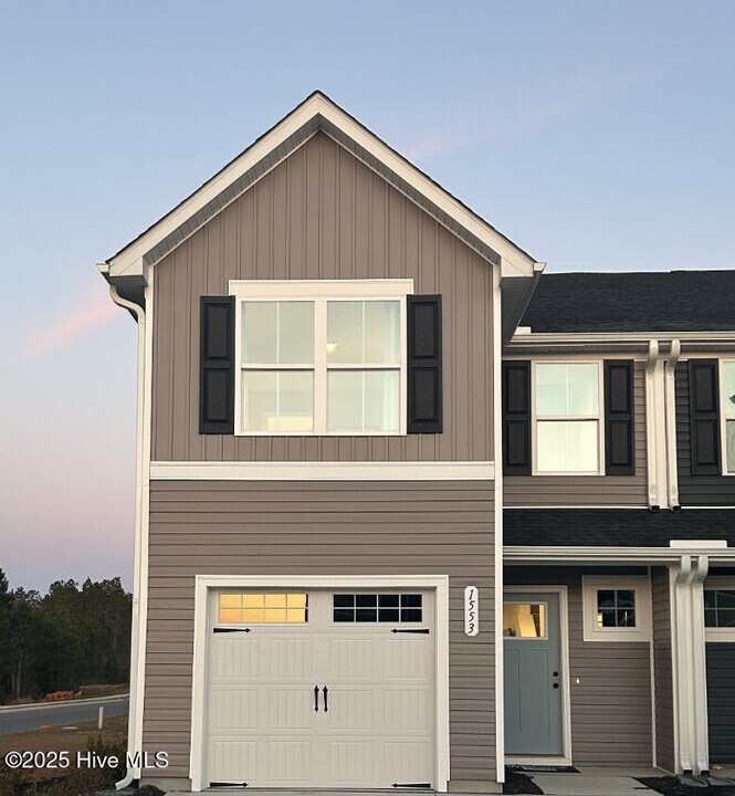 1553 Sayer Rd NE in Bolivia, NC - Building Photo