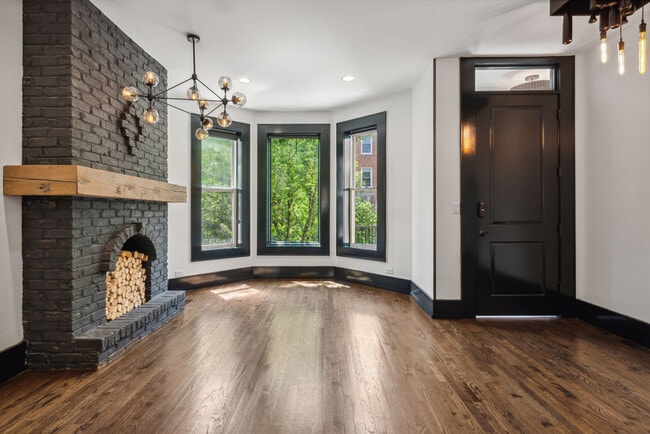 3513 N Sheffield Ave in Chicago, IL - Building Photo - Building Photo
