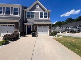 100 Lilywood Ct in Simpsonville, SC - Building Photo
