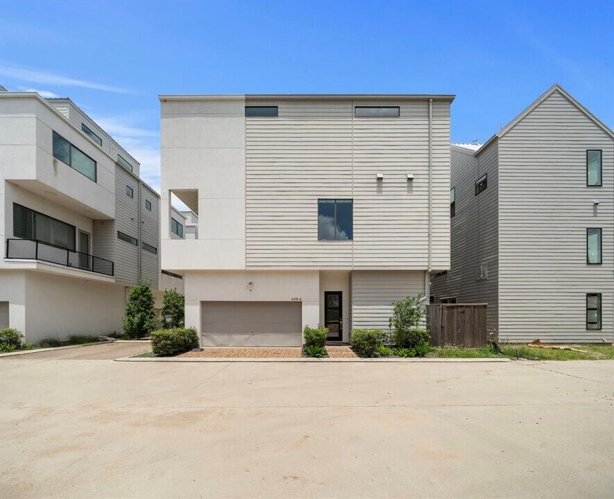 608 Middle St in Houston, TX - Building Photo