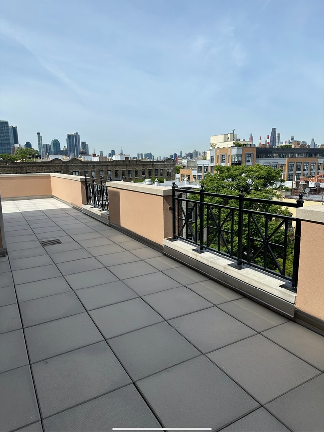 3104 31st Ave, Unit 3