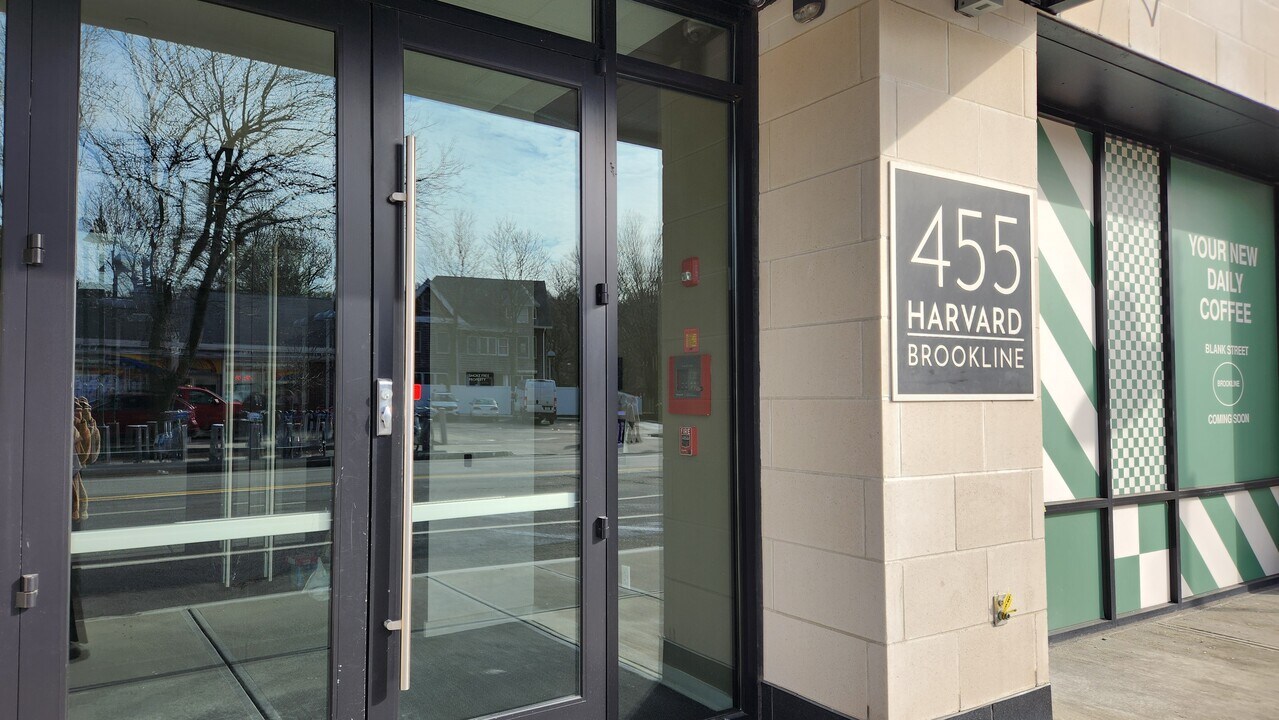 454 Harvard St in Brookline, MA - Building Photo