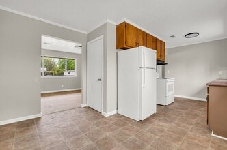 805 Spruce St in Columbus, MS - Foto de edificio - Building Photo