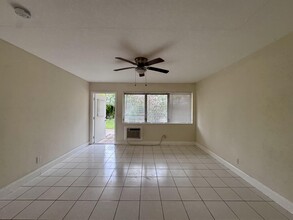 1021 NE 8th Ave in Delray Beach, FL - Building Photo - Building Photo