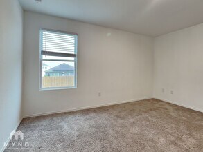 14521 Payton Flts, Unit 270 in San Antonio, TX - Building Photo - Building Photo