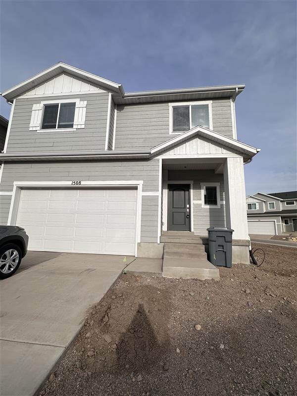 property at 1545 W Bravo Dr