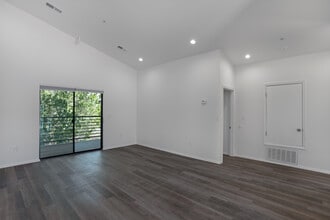 Shoofly Station Apartments in Santa Fe, NM - Building Photo - Building Photo