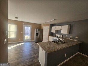 7313 Monastery Rd in Fairburn, GA - Building Photo - Building Photo