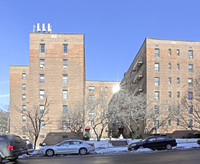 144-07 Sanford Ave in Flushing, NY - Foto de edificio - Building Photo