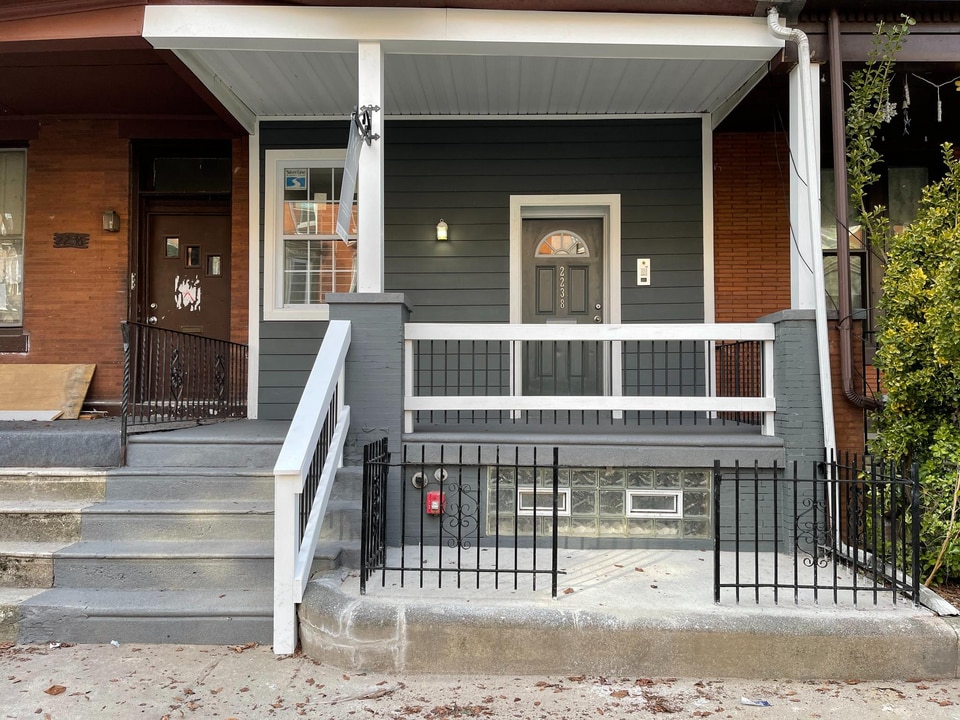 2238 N Park Ave Photo